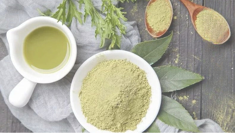 Jabón artesanal de lavanda y matcha a base de hierbas procesado en frío